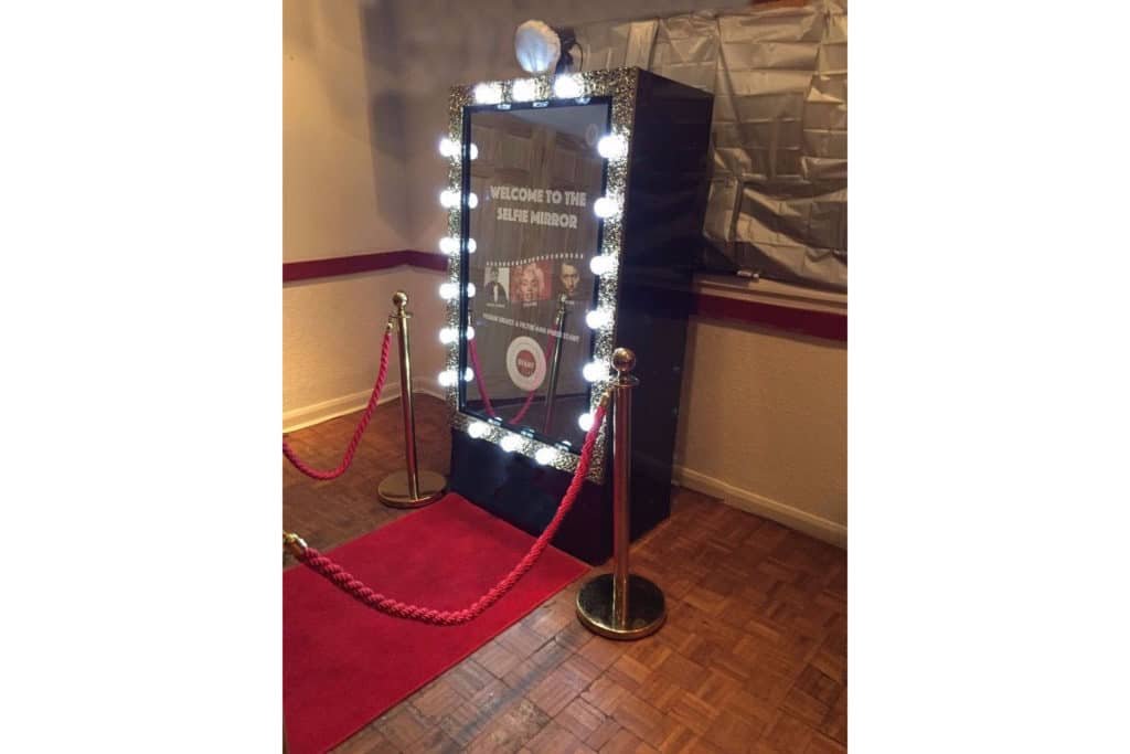 interactive mirror booth